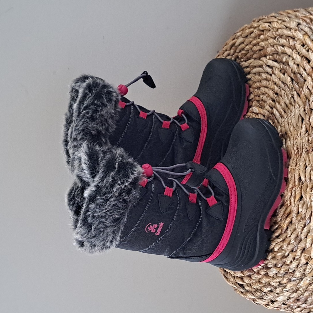 Kamik Girls Snow Gypsy Winter‎ Snow Boots Waterproof/Insulated Black/Pink S-12
